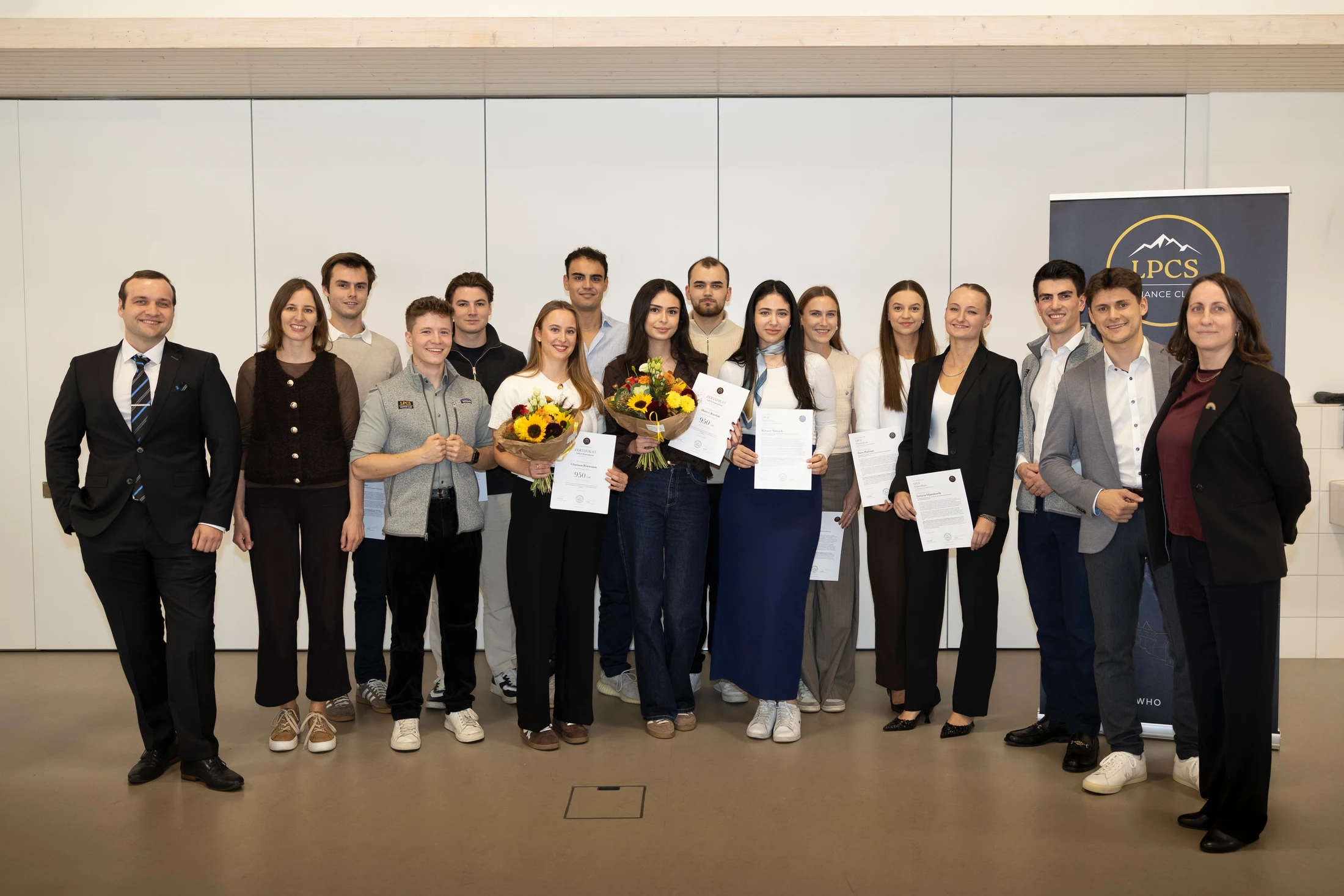 Teilnehmende und Partner beim ersten LPCS Award Event